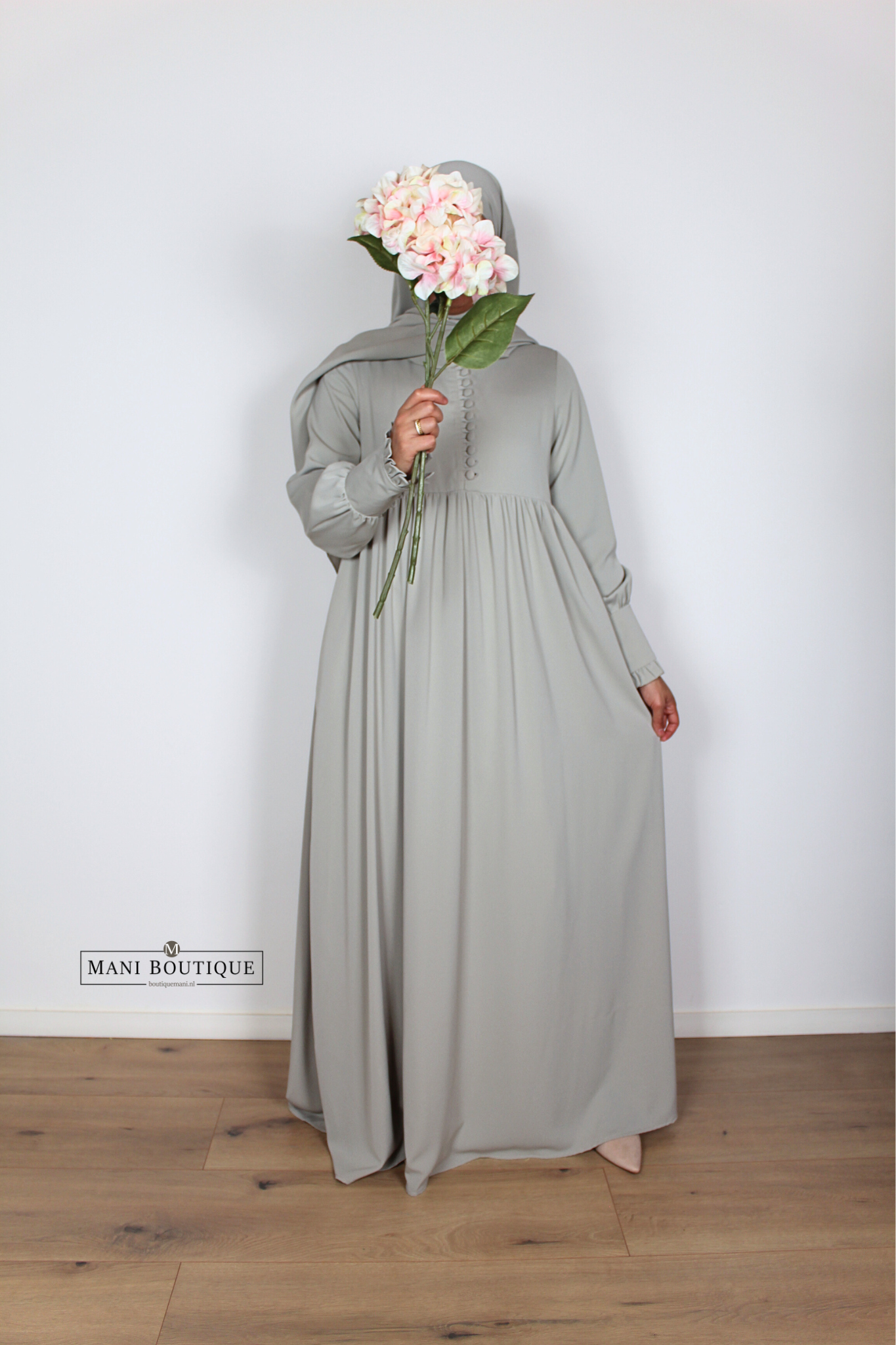 Abaya Hafsa soft sage (2 lengtes - lightweight) - Afbeelding 5
