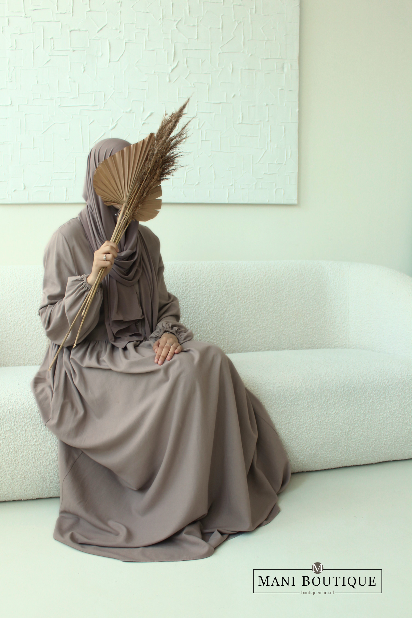 Linnen abaya nude taupe