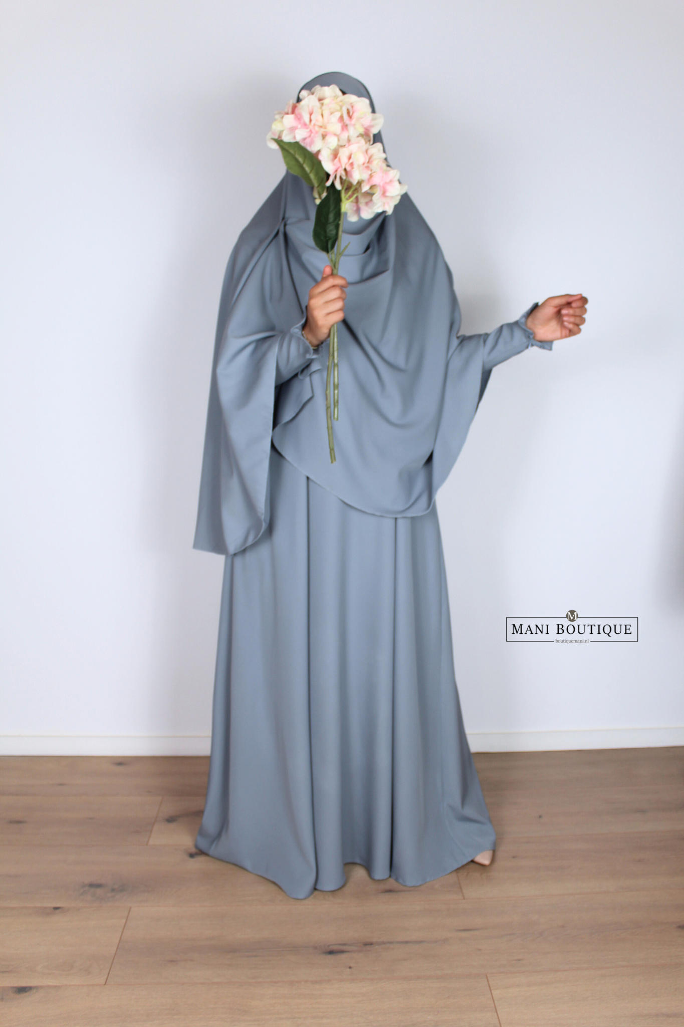 Khimaar dusty blue