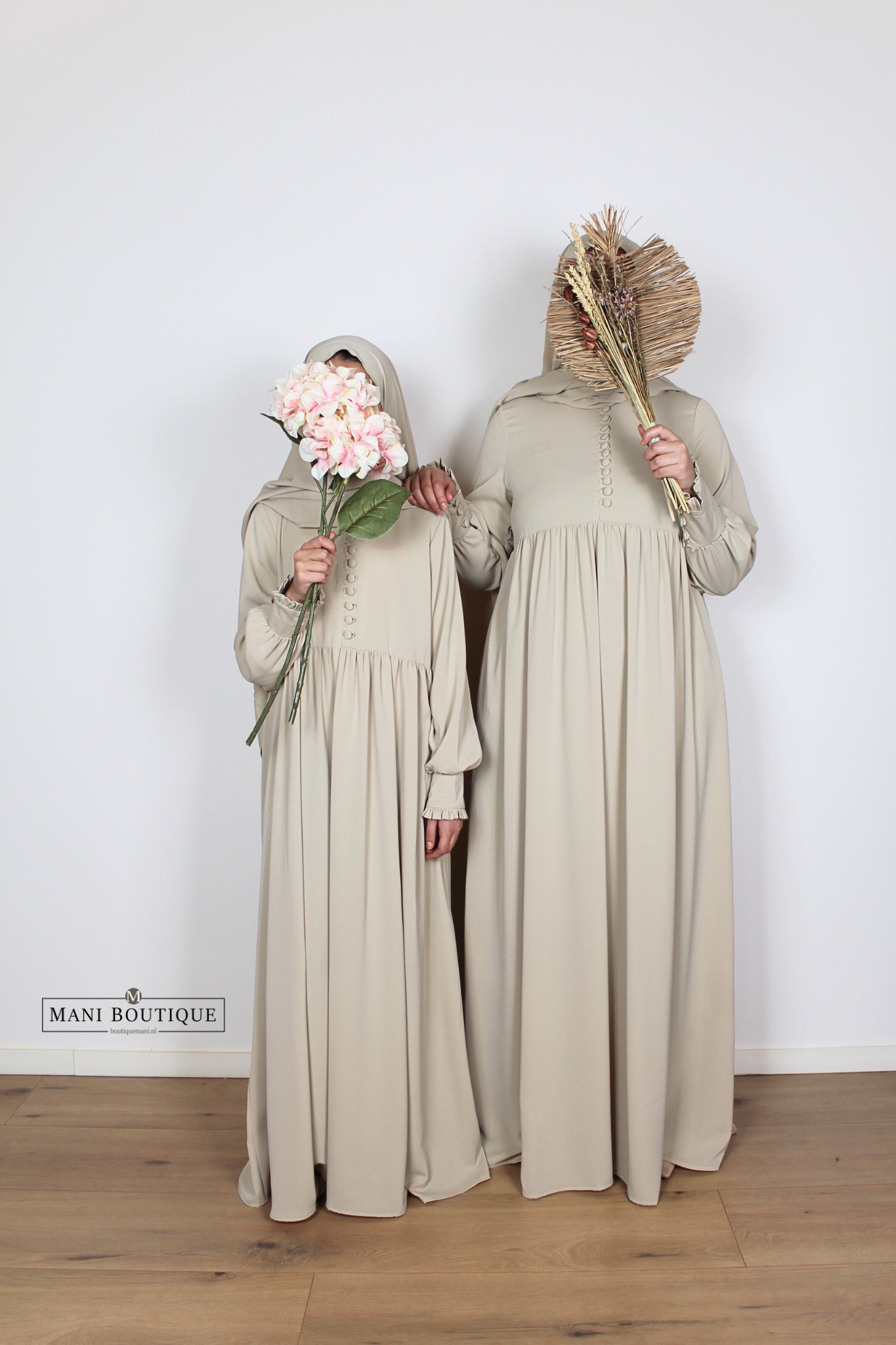 Abaya Hafsa old linen (2 lengtes - lightweight) - Afbeelding 6