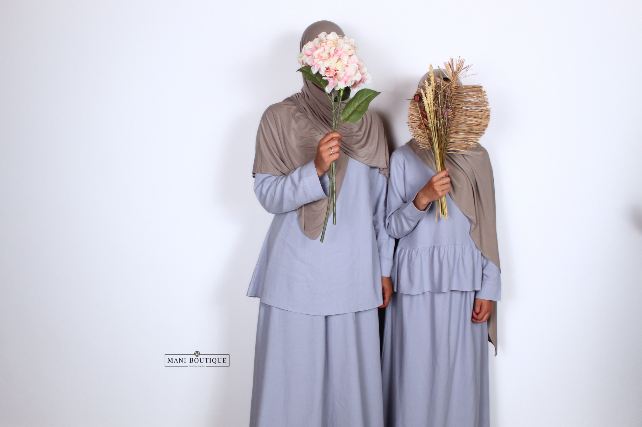 Linnen twinsets dames en meisjes